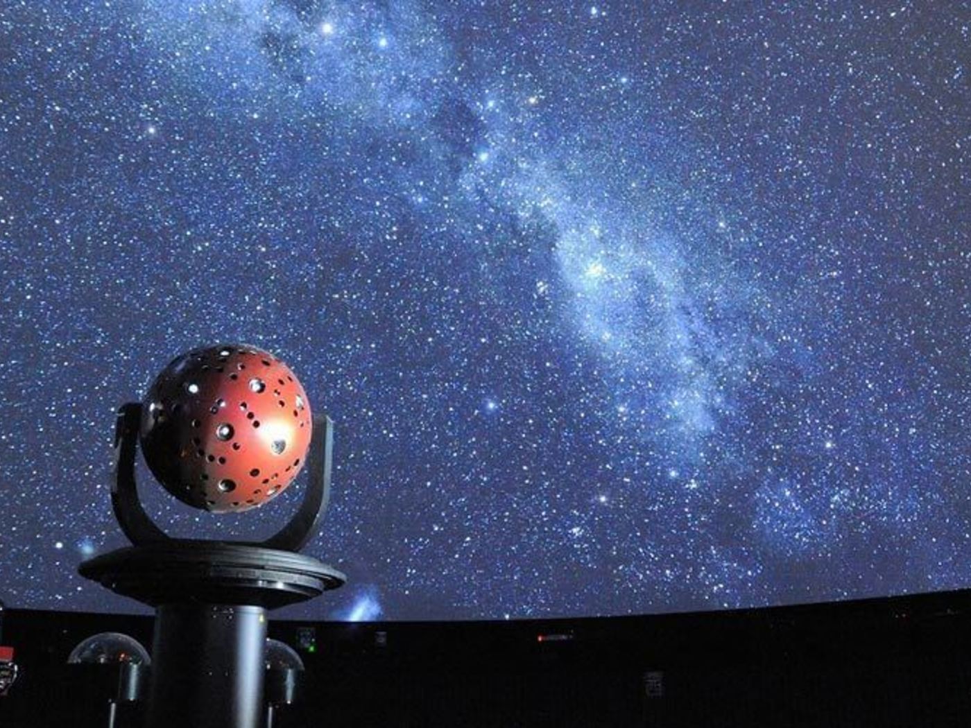 夜空に瞬く星たちよ プラネタリウム 星空特集 Aumo アウモ