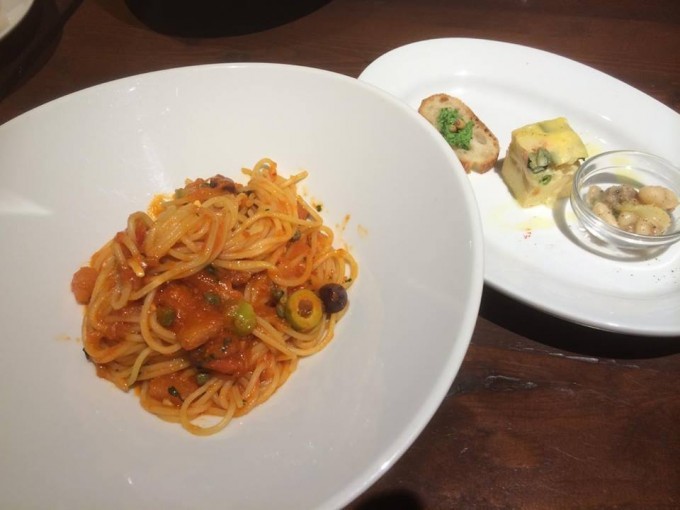 糸島のビーチ気分でのんびりランチ R Style大名 Fanfunfukuoka ファンファン福岡