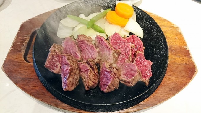 プチ贅沢 天神でコスパ抜群のステーキランチ 立ち食い一番ステーキ Fanfunfukuoka ファンファン福岡