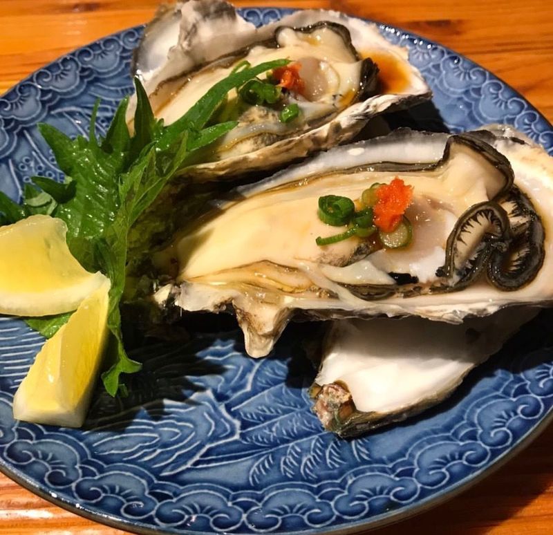 美味しいものが集まる神戸で、濃厚ぷりっぷりの牡蠣を楽しむ◎ aumo