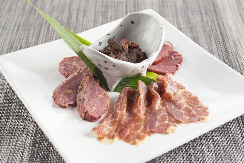 ご当地グルメ 長野で絶品馬刺しを食べるならココ おすすめ7店 Aumo アウモ