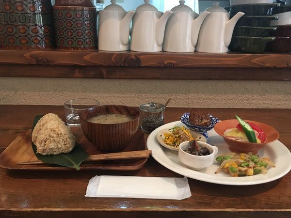 玄米おにぎりと和のおかずのランチにほっこり 大阪 ノガケ Aumo アウモ