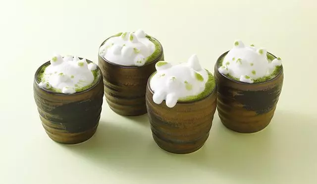 看板メニューはパフェ！かわいい抹茶ラテにも目が奪われる！ 1枚目