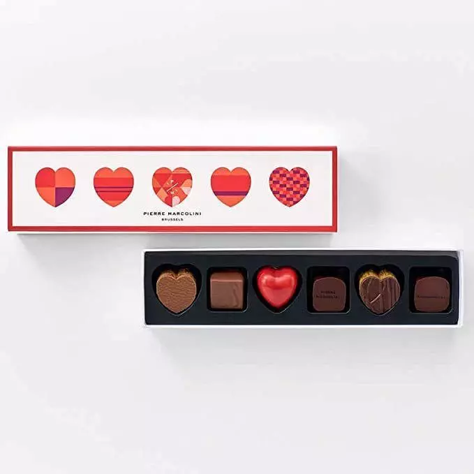 ハート型のチョコレートはバレンタインにぴったり! 1枚目