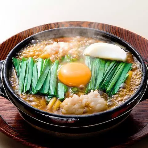 23. 「煮込うどん 山本屋本店」エキナカで本場の味噌煮込みうどん 1枚目