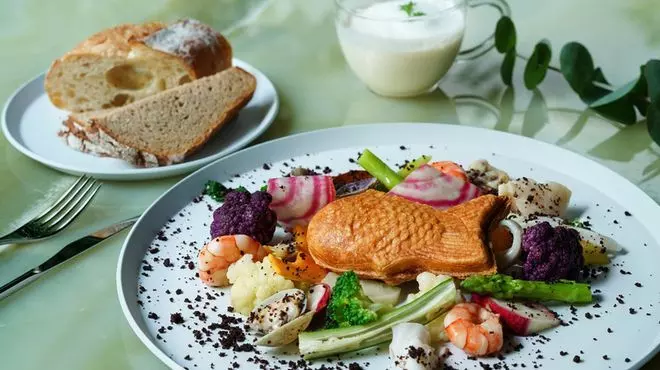 4. 【カフェ】 有名シェフが監修する栄のビストロランチ「bistrocafe THE FLOWER TABLE」 1枚目
