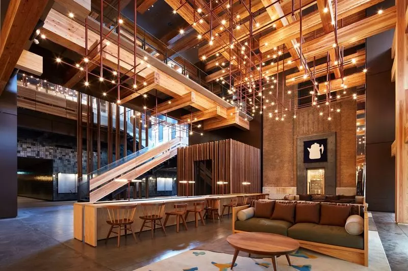 9. エースホテル京都｜アメリカンテイストなおしゃれ空間でアートを感じるホテル 1枚目