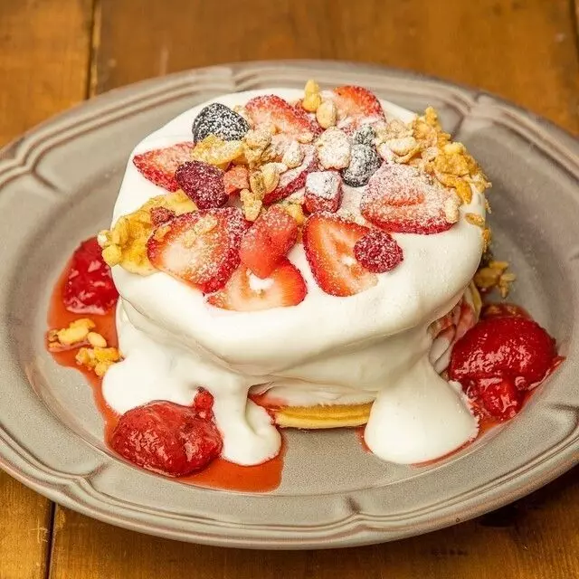 手の込んだごはんやインスタ映えのスイーツも魅力！ 2枚目