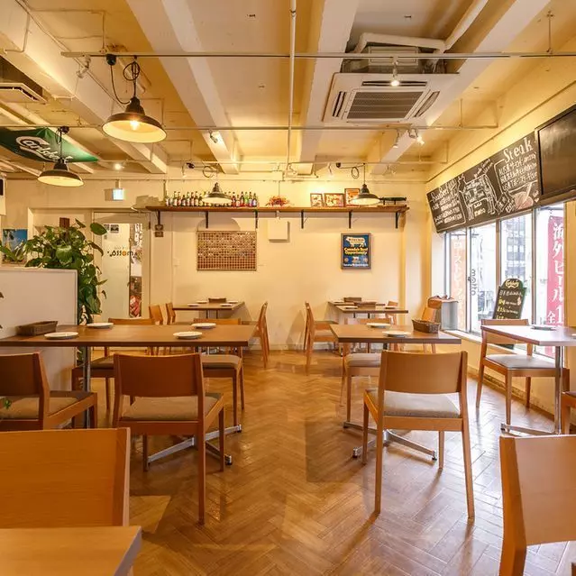 3. 肉バル｜「肉バル Bar＆Grill motto」ランチで楽しむローストビーフ丼 1枚目