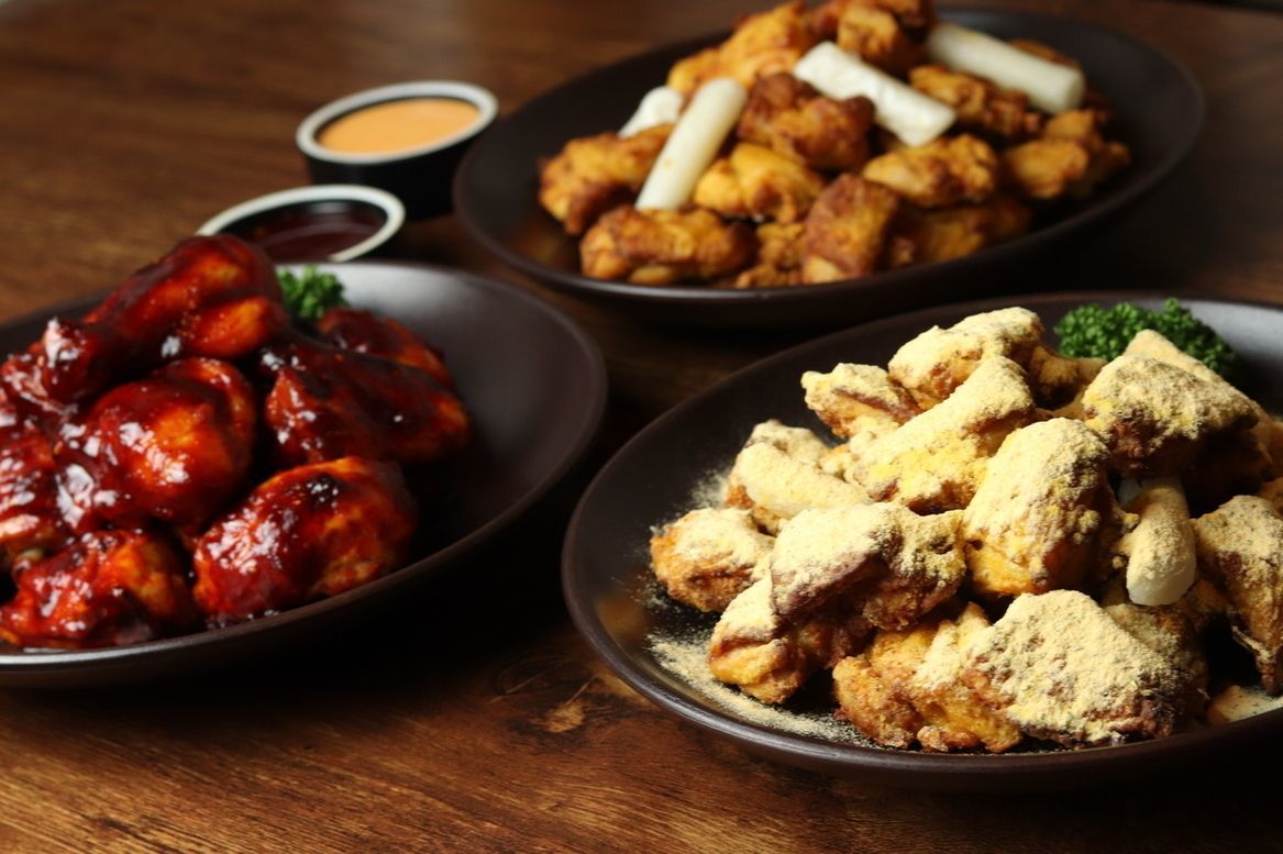 【新大久保】定番フライドチキンや激辛チキンで小腹を満たそう♪の画像