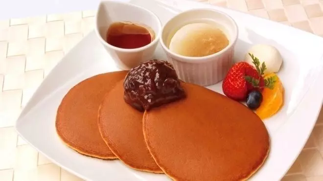名物のどら焼きパンケーキ 1枚目