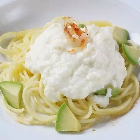 アボカドとチーズ好きは見逃せないお店 2枚目