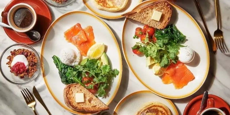 オーストラリアの朝食をプレートで楽しめる 1枚目