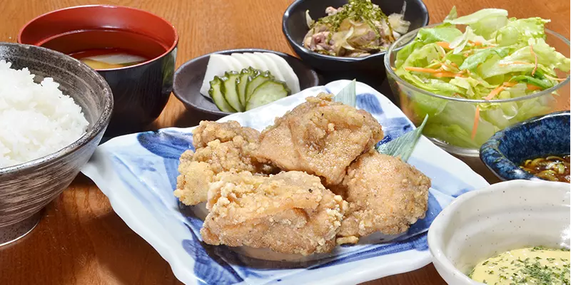 さまざまな定食メニューが堪能できる！ 1枚目