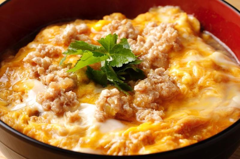 神田で親子丼を食す ランチにおすすめの親子丼屋さんを4選紹介 Aumo アウモ