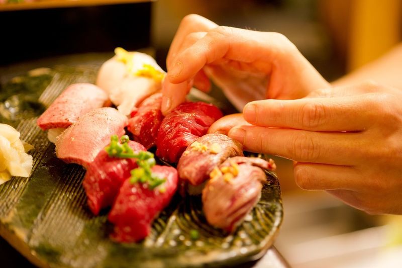 池袋の 肉寿司 のおすすめ とろける旨さに大感動する名店6選 Aumo アウモ