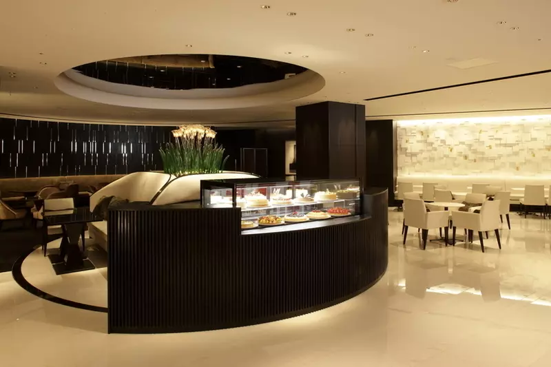 15. 季節のフルーツを使ったスイーツで充実したひとときを堪能する『LOBBY CAFE FASCINO』 1枚目