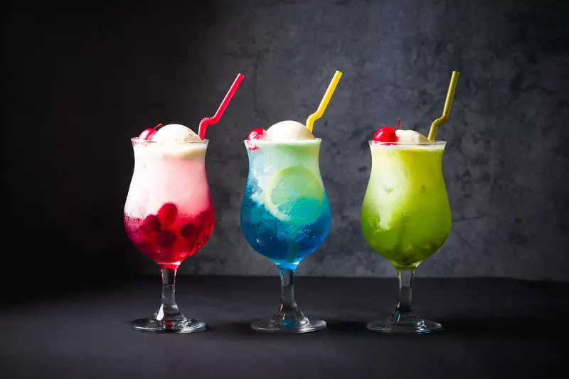 1. 『蔵バル 梅田店』日本酒クリームソーダが人気！個室でゆっくりデートもできる 2枚目