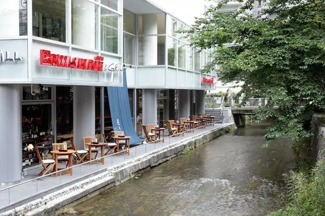 2. 【三条駅】PIZZA SALVATORE CUOMO & GRILL 京都｜テラスで昼飲みできるおしゃれイタリアン 1枚目