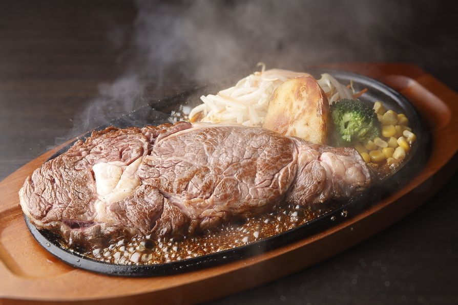 新宿で絶品ステーキランチを！平日や土日も安い価格帯で豪快に♡7選の画像