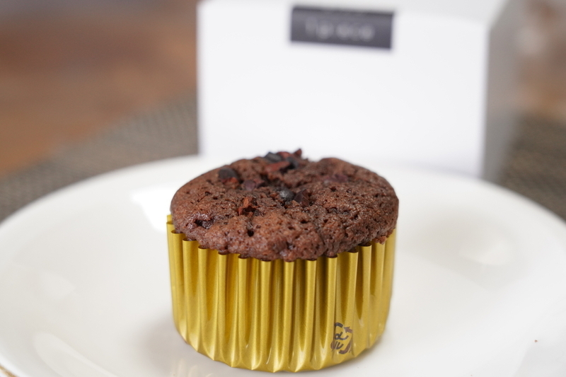 チョコレート専門店が作る「カカオレアケーキ」もおすすめ 1枚目