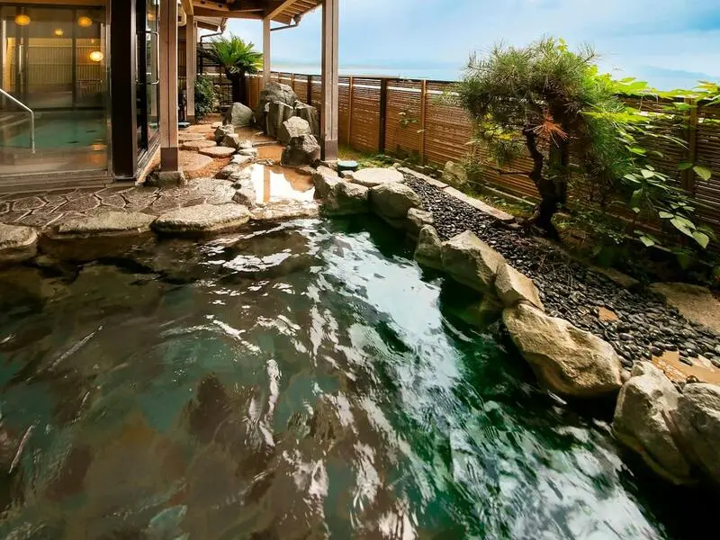 絶景とともに楽しむこだわりの料理や露天風呂 2枚目