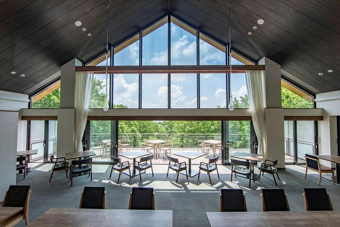 【2025年版】aumo編集部厳選！夏におすすめの観光スポットの画像