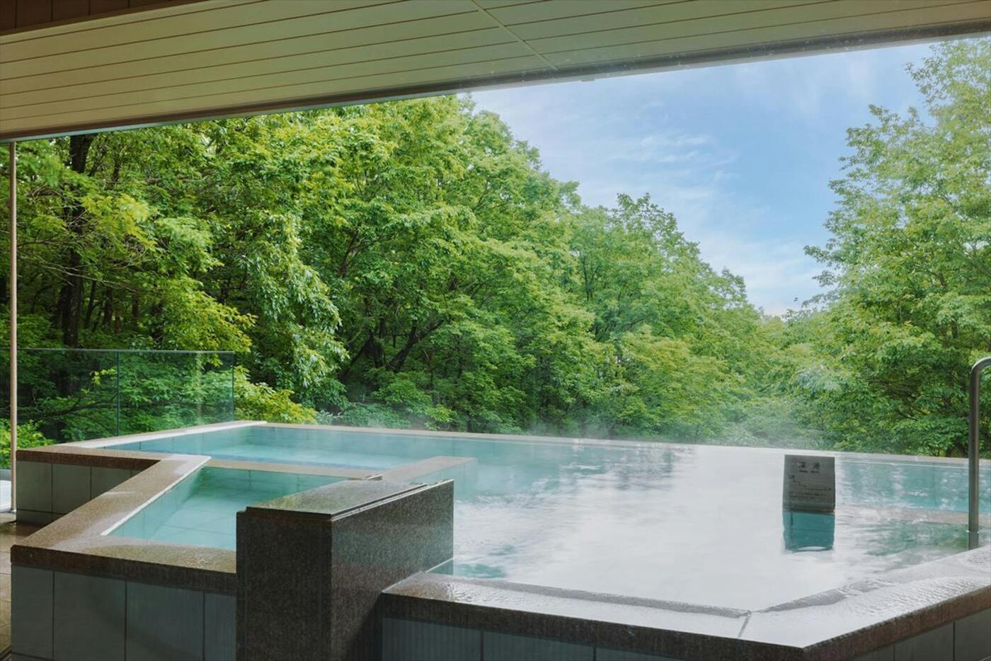 【2025年版】aumo編集部厳選！夏におすすめの観光スポットの画像