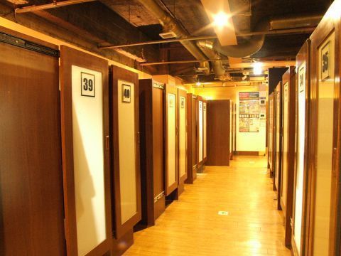 池袋にはネットカフェが充実 終電を逃しても気軽に泊まれる6選 Aumo アウモ