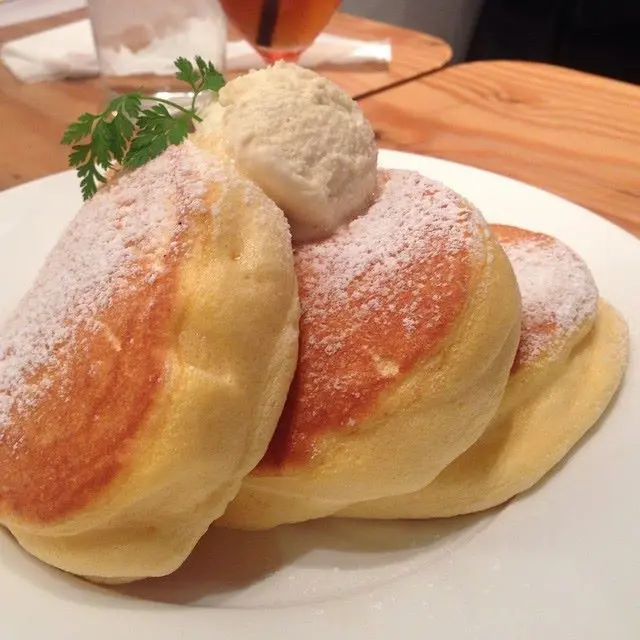 14. 幸せのパンケーキ 表参道店｜ふわふわパンケーキを楽しめる！個室席ありのおしゃれカフェ 1枚目
