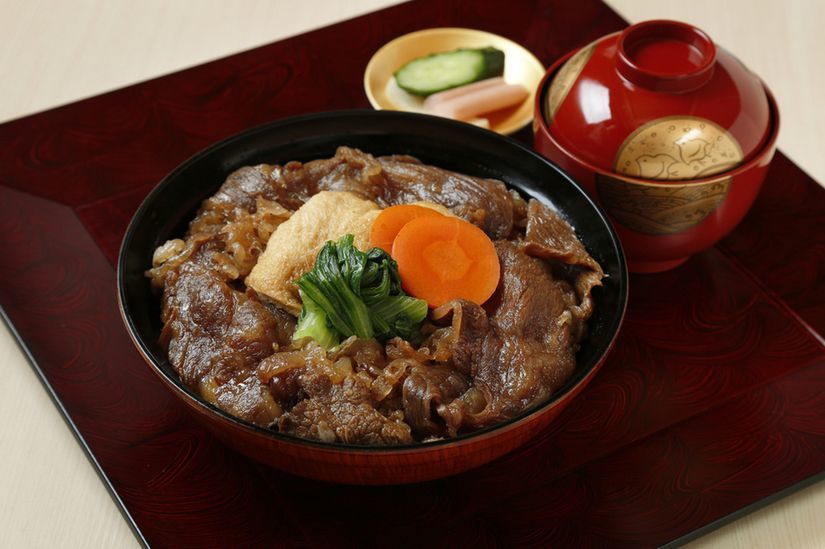 【神保町】お仕事のエネルギーチャージに！ランチにお肉を楽しもう♡の画像