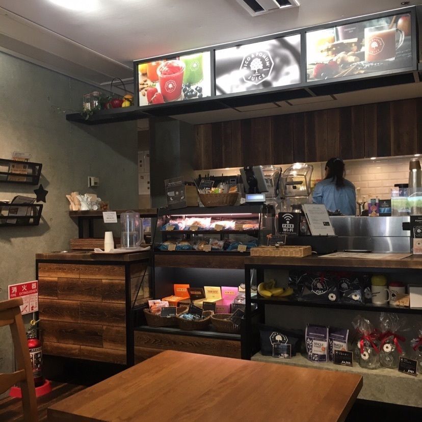 yuri1020さんが投稿したF&P Smoothie Cafe 青山店（エフアンドピー スムージー カフェ【旧店名】フィコ アンド ポムム ジュース）に関する口コミの画像