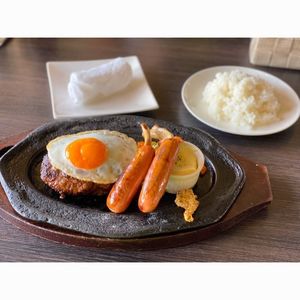 PUB LOUNGE EMERALD（パブ ラウンジ エメラルド） 2枚目