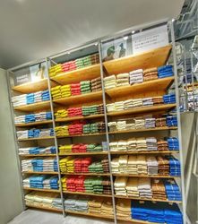 新宿 ショッピングならココに行け 新宿駅出口別スポット10選 Aumo アウモ