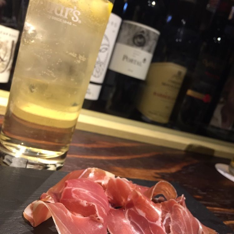 ym.gourmetさんが投稿した九吾郎ワインテーブルに関する口コミの画像