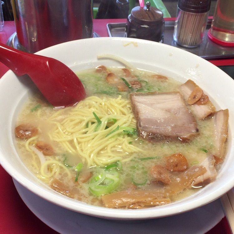B'zが世界でNo.1！さんが投稿した赤玉ラーメン 枚方店（あかだまらーめん）に関する口コミの画像