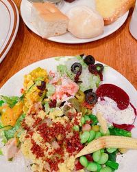 新宿でサラダバー 野菜不足を補えるおすすめ店舗5選 Aumo アウモ