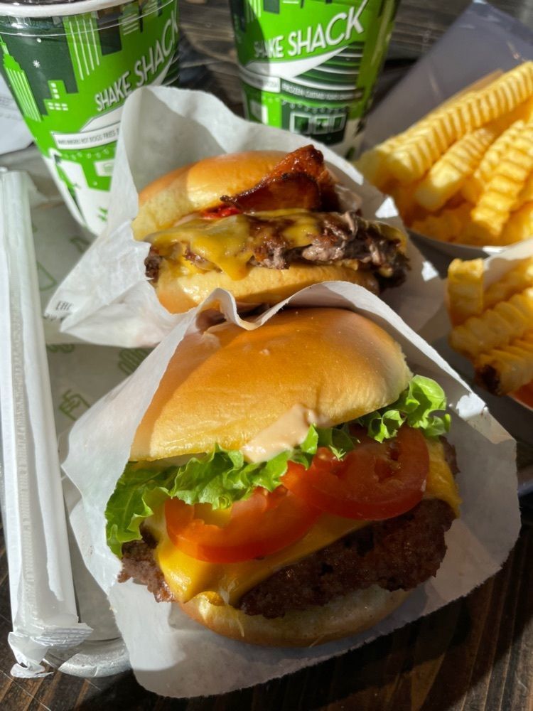 nori_orenoさんが投稿したシェイクシャック 新宿サザンテラス（Shake Shack）に関する口コミの画像