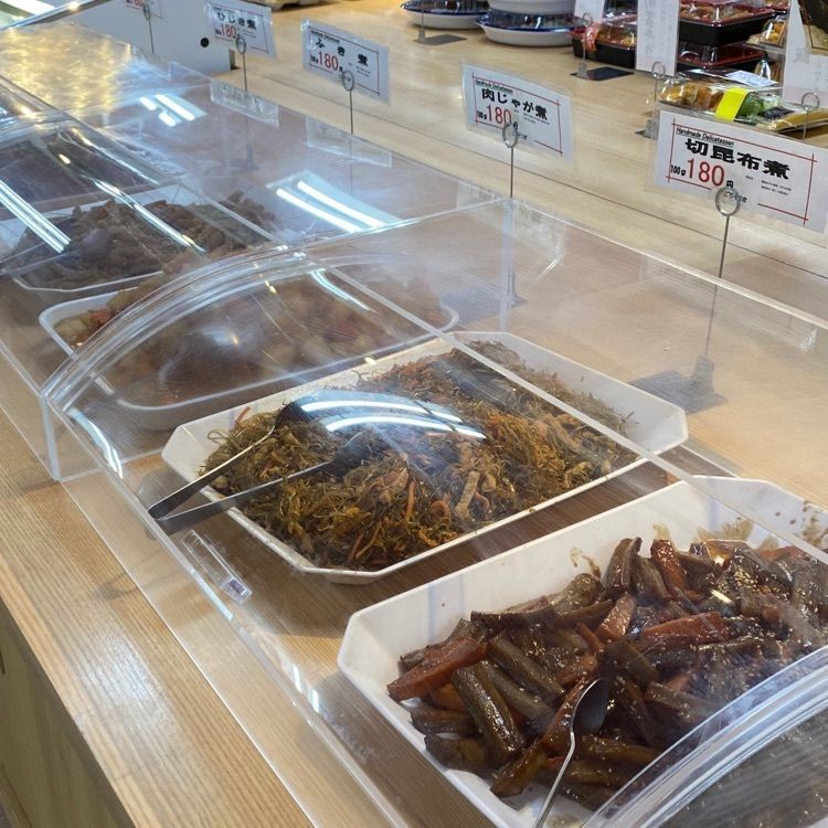 かめ_メグミさんが投稿したごちそう館 松月堂 六丁の目店（ゴチソウカン ショウゲツドウ）に関する口コミの画像