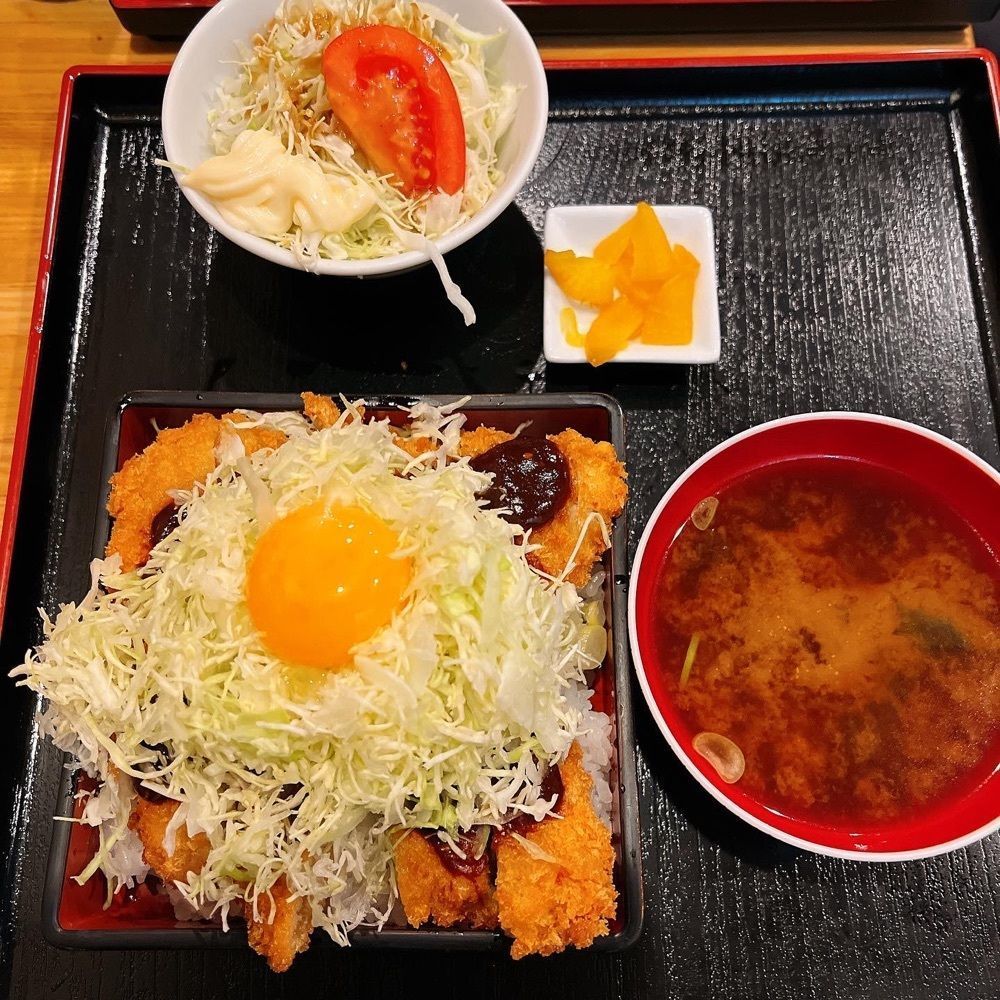 ヤジメシ　ボリューム満点東京グルメさんが投稿した飲食笑商何屋ねこ膳に関する口コミの画像