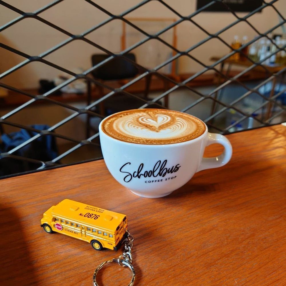 おでかけ探検部さんが投稿したSCHOOL BUS COFFEE STOP MOTOMACHI（スクールバス コーヒーストップ）に関する口コミの画像