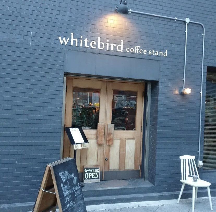 おでかけ探検部さんが投稿したホワイトバード コーヒー スタンド（Whitebird coffee stand）に関する口コミの画像