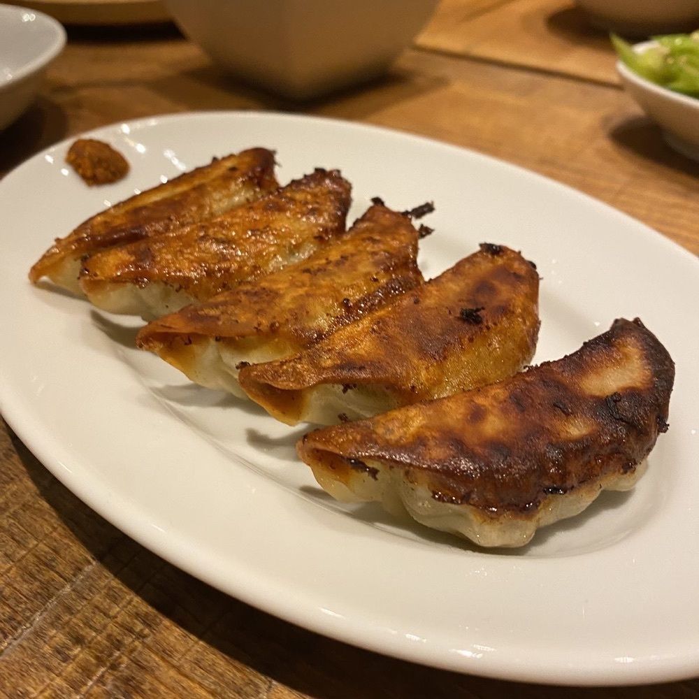 鉄道王さんが投稿した餃子とスパークリング バブルスに関する口コミの画像