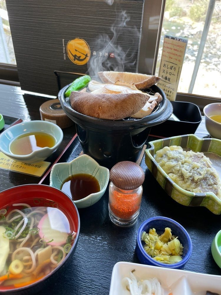 みぃさんが投稿した月ヶ谷温泉村キャンプ場 パンゲアフィールド（ツキガタニオンセンムラキャンプジョウ パンゲアフィールド）に関する口コミの画像
