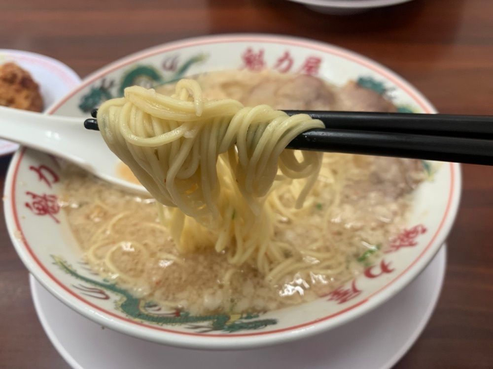 りょうじのごはん【東京・千葉のグルメ記録】さんが投稿したラーメン魁力屋 一之江店（カイリキヤ）に関する口コミの画像