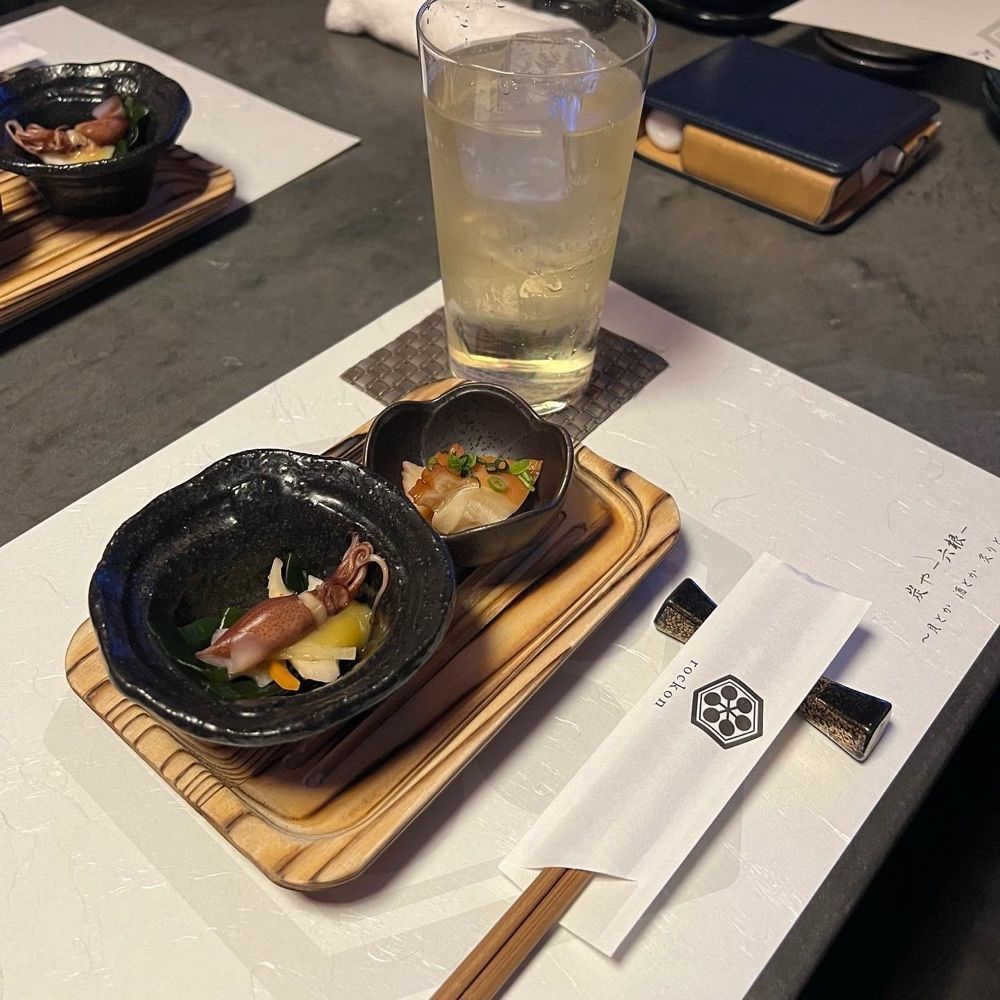 JINmayuさんが投稿した炭や 六根 貝とか酒とか炙りとかに関する口コミの画像