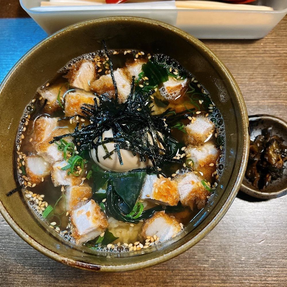 ヤジメシ　ボリューム満点東京グルメさんが投稿したうまいもんと里の酒 びんちょろ（うまいもんとさとのさけ びんちょろ）に関する口コミの画像