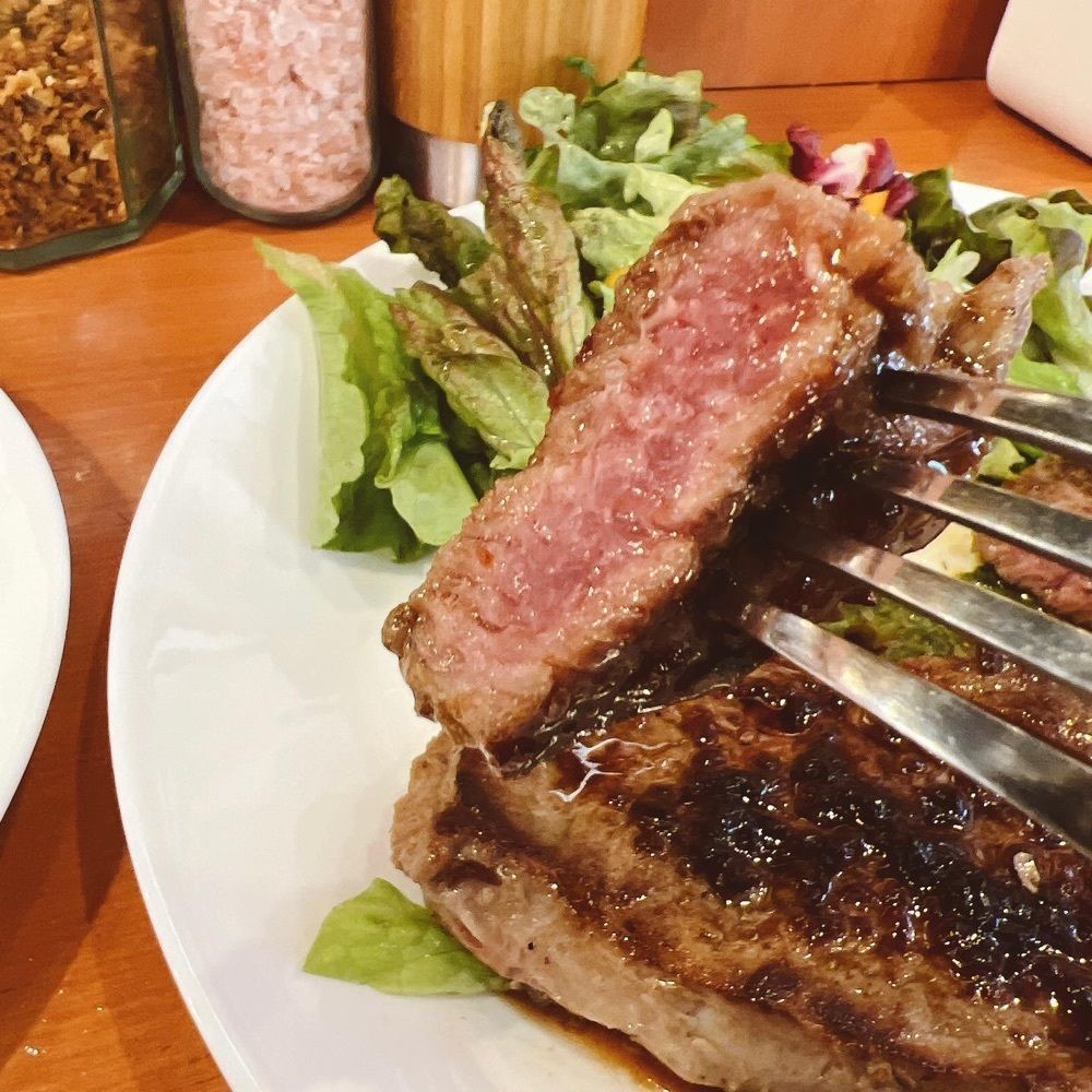 ヤジメシ　ボリューム満点東京グルメさんが投稿した肉BISTRO TONOに関する口コミの画像