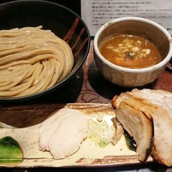 アクセスも良好 兵庫 大阪にある本当に美味しいつけ麺 Aumo アウモ