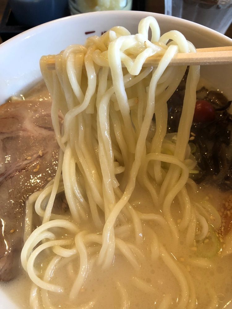 みいちゃんさんが投稿した豚骨らーめん 一本道に関する口コミの画像